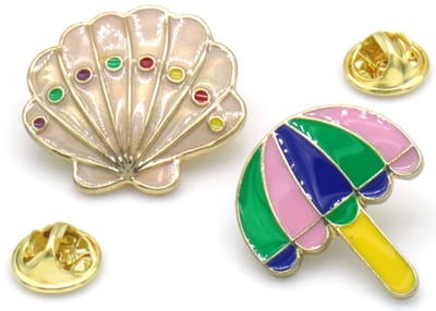 Set Sierspelden – Parasol & Schelp – Pins – Strand Thema – 2 stuks