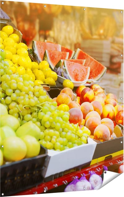 Gards Tuinposter Vers Fruit op de Markt - 120x160 cm - Tuindoek - Tuindecoratie - Wanddecoratie buiten - Tuinschilderij