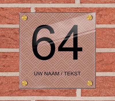 Naambordje voordeur plexiglas 15x15x0,5 cm met goud kleur afstanhouder model 1103 - Huisnummerbordje, naambordjes, naambordje huis, naamplaatjes,  huisnummer bordje, originele naambordjes voordeur, huisnummerbord met naam, originele huisnummer bord