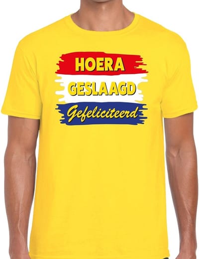 Hoera geslaagd gefeliciteerd t-shirt geel heren - feest shirts heren - geslaagd kleding S