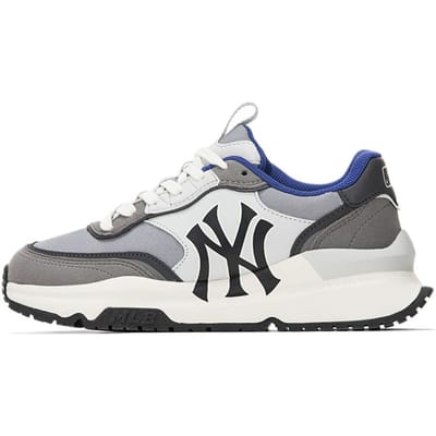 MLB Chunky Runner Yankees de New York Classique Rétro Décontractées Chaussures de Course Baskets Unisexes Gris Foncé 3ASHCRS3N-50GRD 36.5 gray