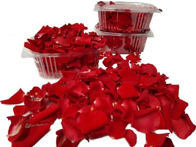 Rozen.nl - Verse rozenblaadjes - Rood - 200 gr. verse rozen blaadjes