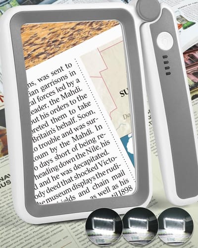 Vergrootglas met licht, oplaadbare 5x grote paginaloep om te lezen, opvouwbare handloep, dimbaar, rechthoekige loep met LED-verlichting om kleine letters in boeken te lezen voor senioren met een slecht gezichtsvermogen