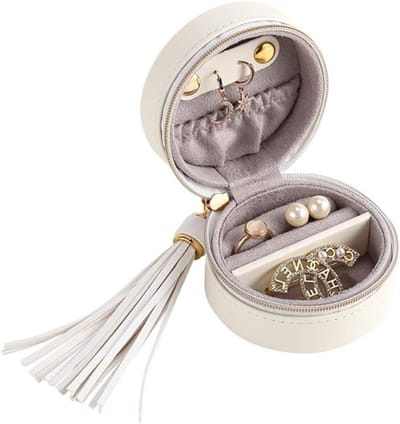 Small Jewelry Travel Pouch, Mini Travel Jewelry Organizer Storage Box for Women and Girls, Portable Jewelry Stand Necklace Holder for Rings Earrings Necklace Bracelets (kle