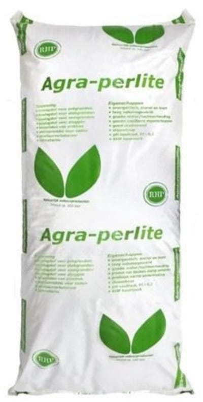 Perliet - korrelgrootte 3 (0-6.5mm) - 100 liter - Zorgt er voor dat het water beter vastgehouden zal worden - Grote zak van 100L & voor een optimale prijsverhouding! - Korrelgrootte 3 (0-6.5mm) - RHP gecertificeerd
