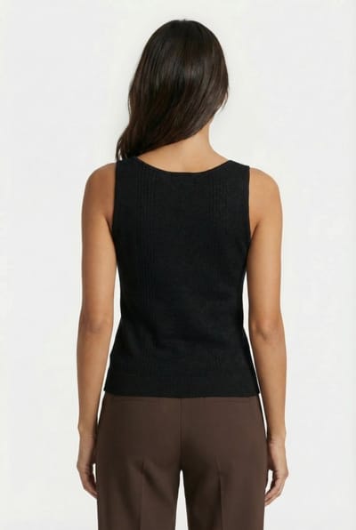 Knitted Pipi Top Black Maat: XS | Mouwloze Tops Outlet | Dames | Zwart