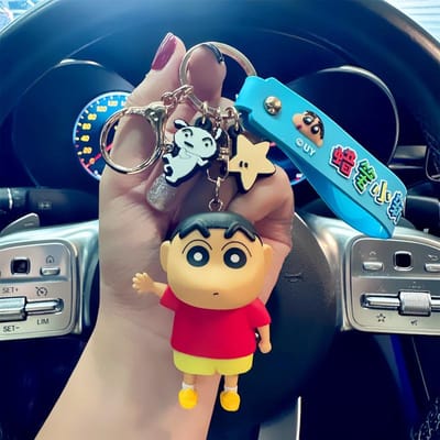 Nieuwe Kawaii Anime Cartoon Figuren Crayon Shin-chan Sleutelhangers Schattige Rugzak Hanger Sleutelhouder Sieraden Accessoires Verjaardagscadeaus blue