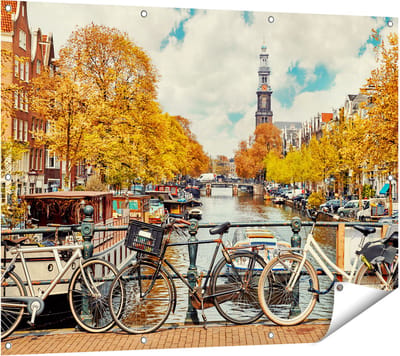 Gards Tuinposter Amsterdamse Brug bij een Brug met Fietsen - 120x90 cm - Tuindoek - Tuindecoratie - Wanddecoratie buiten - Tuinschilderij