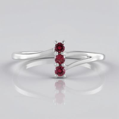 Cavill - Zilveren ring - 925 Sterling zilver geplatineerd - 3x rode spinel uit Tanzania 0,133 ct - Elegante damesring rond geslepen edelstenen