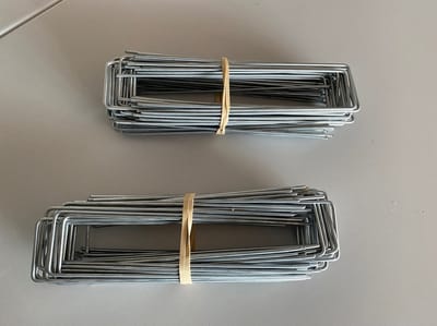 Gronddoekpen / Anti-Worteldoek Haken 20 x 5 x 20 cm ZINK / 100 STUKS !