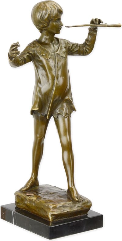 Bronzen Beeld Peter Pan – Sculptuur – bronzen beeldje, Peter Pan kunstdecoratie, figurine – Handgegoten brons – Met marmeren voet – Tijdloze klassieker – 32 cm – Brons/groen patina