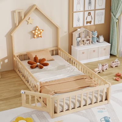 DESMIU Kinderbed 90x200 cm – Huisbed Met Schoorsteenvorm – Met Veiligheidshek En Lattenbodem – Voor Kinderkamer – Grenenhout En MDF – Naturel – Zonder Matras