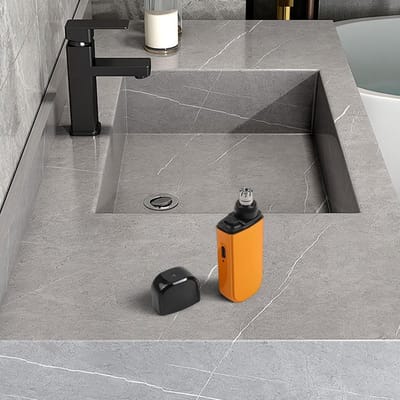 Neustrimmer voor mannen, elektrische trimmer met digitaal display, ergonomische handgreep, oplaadbaar, gemakkelijk mee te nemen op reis (zwart display).