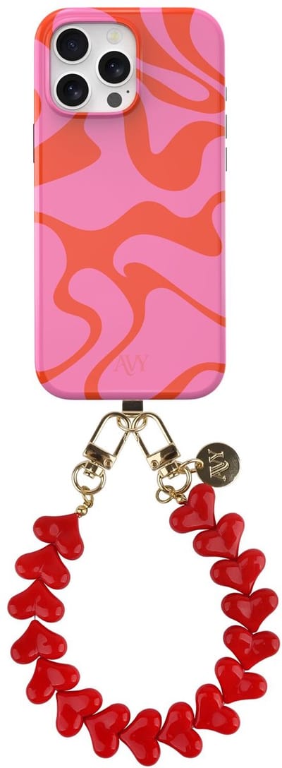 AVY Hoesje Met Telefoonkoord | Geschikt voor Apple iPhone 15 Pro Max | Compatibel met MagSafe | Hard Shell Back Cover | Stijlvol Bijpassend Koord 30CM | Rose Hearts | Roze