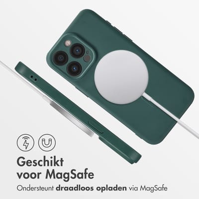 imoshion Hoesje - Geschikt voor Apple iPhone 15 Pro Max - Color Backcover geschikt voor MagSafe - Donkergroen