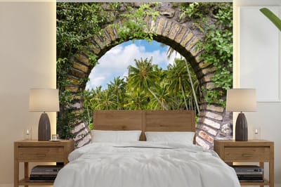Behang - Fotobehang Doorkijk - Palm - Tropisch - Strand - zee - Breedte 300 cm x hoogte 300 cm