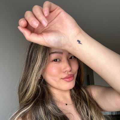 Tijdelijke tattoo bliksem | Neptattoo volwassenen | Tijdelijke tattoo voor volwassenen | Temporary tattoo | Plaktattoos voor volwassenen | Neptattoos | Probeer zorgeloos een tattoo | tattforaweek