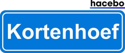 Hacebo - Plaatsnaam Sticker - 29x10 CM - Kortenhoef sticker - Verkeersborden sticker - grappige cadeaus - Kortenhoef