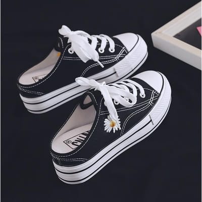 Fubu Kleine Madeliefje Dikke Zool Binnenhoogteverhoging 5CM Hakvrije Pantoffels Halve Plateau Student Canvas Schoenen Muffin Schoenen Dames 40 zwart