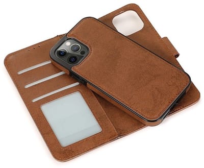 Classic Wallet Case Hoesje geschikt voor iPhone 16 Pro Max - bruin- Twee in één hoes - Magnetische Hoes met Pashouder - Luxe en Praktisch - Ideaal voor Pasjes en Kaarten - Duurzaam Design