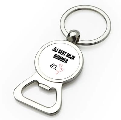 Akyol - jij bent mijn nummer één flesopener - Liefde - iemand die je in het zonnetje wilt zetten - nummer 1 - leuke cadeau - kado - verjaardag - geschenk - 9 bij 3 cm