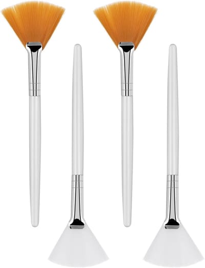 Set van 4 Professionele Make-up Borstels, Fan Borstels en Applicator Borstels voor Cosmetica en Gezichtsbehandelingen met Transparante Handvatten