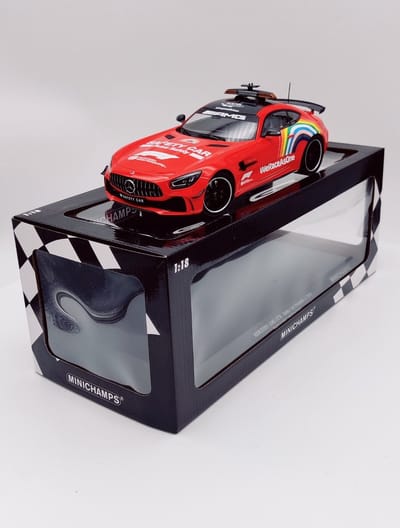 Mercedes-AMG GT R Safety Car  F1 Mugello GP 2020 - 1:18 - Minichamps