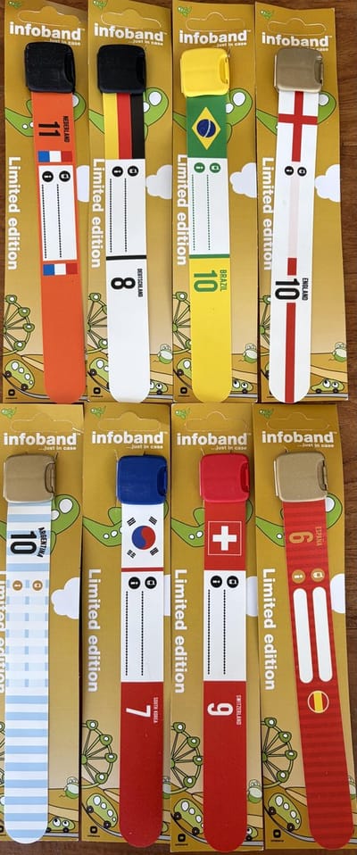 Set van 10 WK armbandjes diverse landen 10 stuks. Veilig op pad tijdens het WK en/of op vakantie!