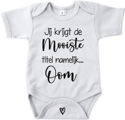 Baby romper met tekst zwangerschap aankondiging | Jij krijgt de mooiste titel namelijk Oom | Wit | korte mouw | maat 56 cadeautje zwangerschap aankondiging bekendmaking | Cadeautje 100% katoen.