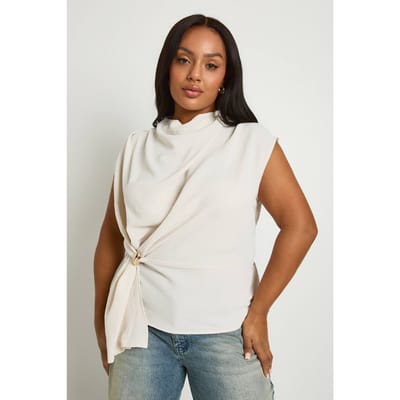 boohoo Dames Plus blouse met gouden afwerking en gehammert knoopdetail vooraan | Creme | Maat: 48
