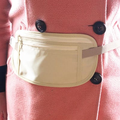CHPN - Heuptasje - Geldtasje - Beige - Reisportemonnee - Multifunctioneel heuptasje - Geldbelt - Compact heuptasje
