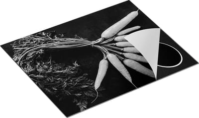 Chefcare Inductie Beschermer Wortels op Zwarte Marmer - Zwart Wit - 65x50 cm - Afdekplaat Inductie - Kookplaat Beschermer - Inductie Mat