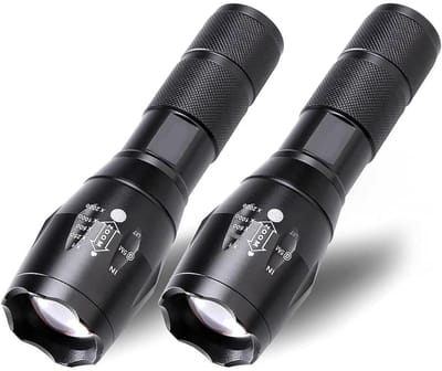 GELLDG Zaklamp - LED Zaklamp Survival Gear - Zaklamp op Batterijen – 1000 Lumen - Waterdicht & Waterbestendig IP55 – Zoomfunctie – Geschikt voor survival, kamperen en buitenverlichting - Noodlamp – Ideaal voor Noodpakket- 2 stuks - Zwart