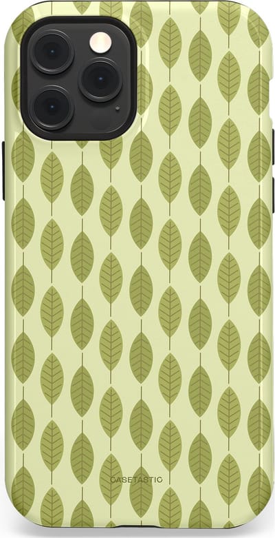 Casetastic hoesje geschikt voor Apple iPhone 12 / Apple iPhone 12 Pro - MagSafe - Dubbellaagse bescherming - Bladerenpracht in het groen - Fashion Case - Crème Olijfgroen