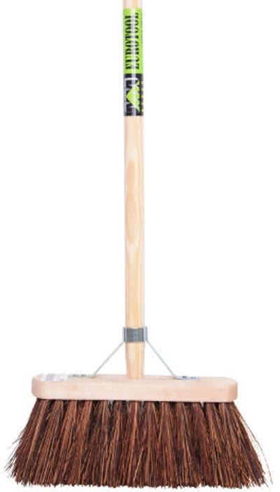 MM Eurotool Straatbezem FSC 29 cm met bassine piassava en steel 150 cm