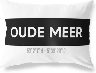 Tuinkussen OUDE MEER - NOORD-HOLLAND met coördinaten - Buitenkussen - Bootkussen - Weerbestendig - Jouw Plaats - Studio216 - Modern - Zwart-Wit - 50x30cm