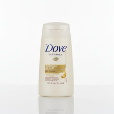 Dove To Go Mini Travel Shampoo Nourishing Oil Care - 50 ml - Reisverpakking - Voor droog en pluizig haar