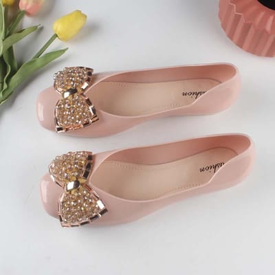 Dames Zomer PVC Sandalen Binnen- en Buitenshuis Dragen Mode Effen Kleur Kralen Casual Nieuwe Platte Damesschoenen 36 beige