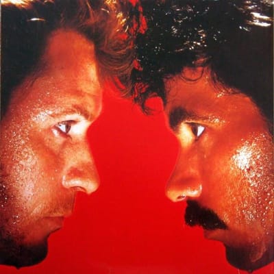 Disque vinyle DARYL HALL  JOHN OATES  HO AFL14383 RCA 1982 Canada Rock Occasion red