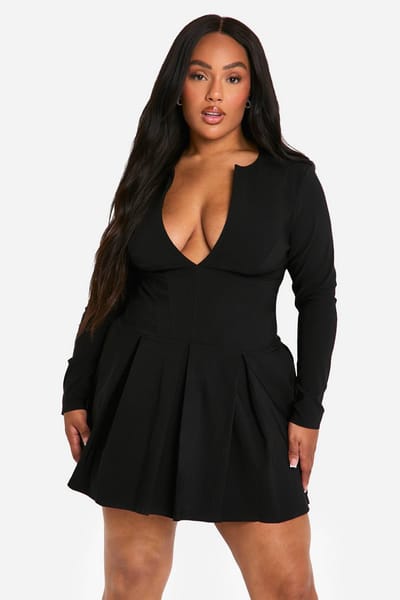 boohoo Dames Plusmaat Lange Mouwen Jurk met Korsetdetail, Diepe V-hals en Geplooide Zoom | Black | Maat: 20