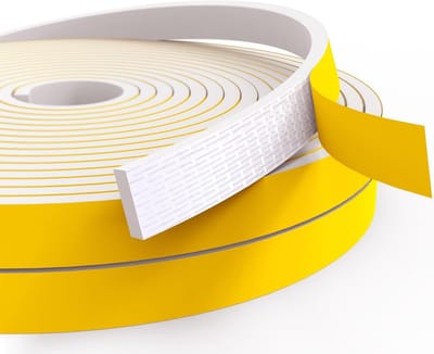 Draught Strip voor Deuren en Ramen, 9mm x 3mm x 10m, Zelfklevende Schuimstrip, Wind- en Waterdicht, Geluidsisolatie en Energiebesparing
