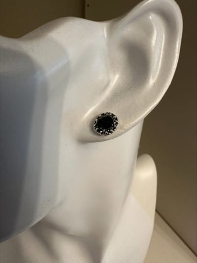 Vintage groen rond oorknopje || Make up | Parfum | Moederdag | Verjaardagscadeau| Cadeautje| Valentijnsdag| Kado | sieraden | vaderdag | oorbellen | oorsieraden