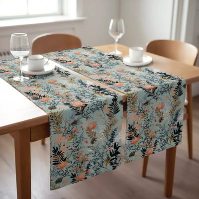 Velvet textiel Tafelloper set van 2 - 45x140 - Bloemen op lichtblauw