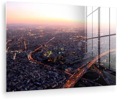 ® Glasschilderij 180x120 cm - Schilderij acrylglas - Teheran verlicht in de shemering - Foto op glas - Muurdecoratie woonkamer - Wanddecoratie slaapkamer - Schilderijen