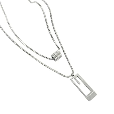 Zilverkleurige ketting met rechthoekige hanger – ketting voor dames – modern design – layerketting met hanger