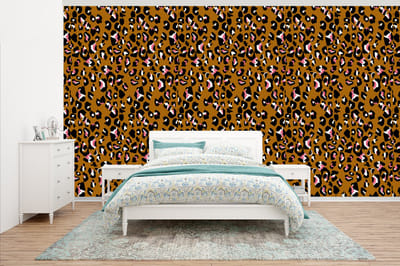 Behang - Fotobehang Panter - Design - Roze - Bruin - Patronen - Breedte 500 cm x hoogte 280 cm