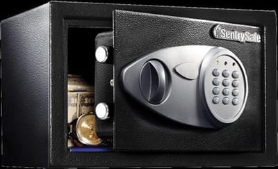 Sentry Safes X041E inbraak werende kluis. !!! Klein model !!! ( Binnenmaat (hxbxd): 190 mm x 286 mm x 213 mm )