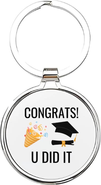 Akyol - congrats Sleutelhanger - Diploma - gediplomeerden - geslaagde - diploma - diploma uitreiking - certificaat behaald - gefeliciteerd met je diploma - afgestudeerd - 4 x 7,5 CM