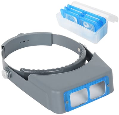 Deze op het hoofd te dragen vergrootlens heeft vier verwisselbare lenzen (1,5x/2x/2,5x/3,5x), geschikt voor lezen, reparatie van mobiele telefoons en meer. Hij is ergonomisch ontworpen en biedt nauwkeurige vergroting.