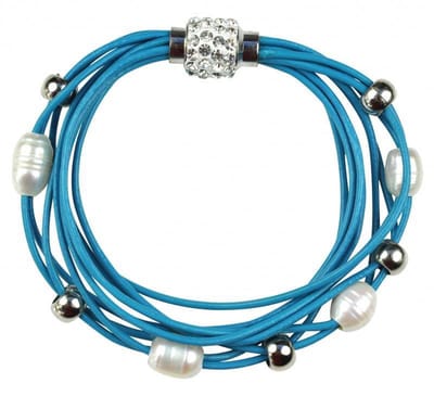 Zoetwater parel armband Bling Pearl Aqua - echte parels - echte leer - wit - blauw - aqua - zilver - magneetslot - sieraden zakje - cadeau voor haar - kerst cadeau - Moederdag cadeau